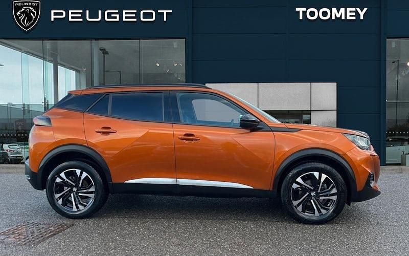 Used Peugeot 2008 Allure+ 101 HP (74 kW) 2023 Orange SUV