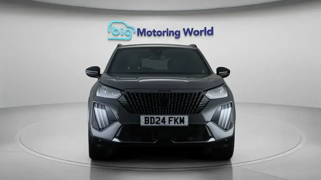 Used Peugeot 2008 Allure 130 HP (95 kW) 2024 Grey SUV