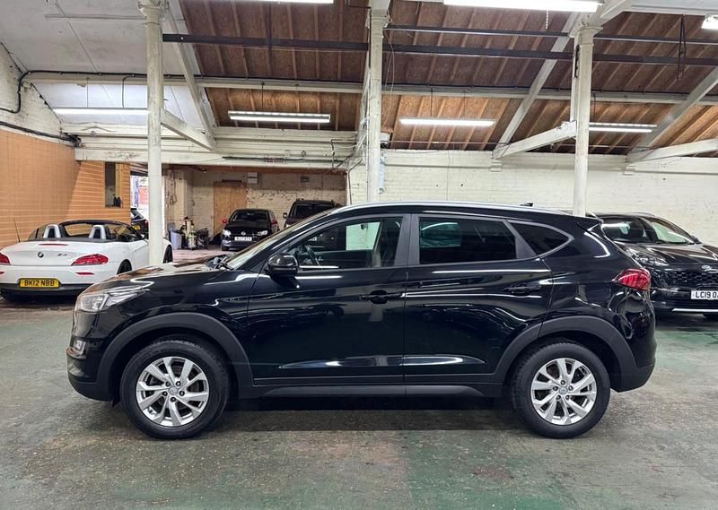 Used Hyundai Tucson SE 2018 Black SUV
