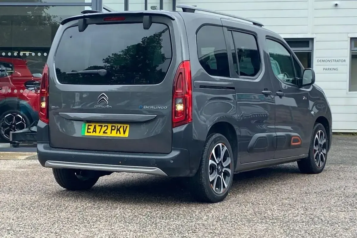 Used Citroën Berlingo XTR 98 kW (134 HP) 2022 Grey MPV