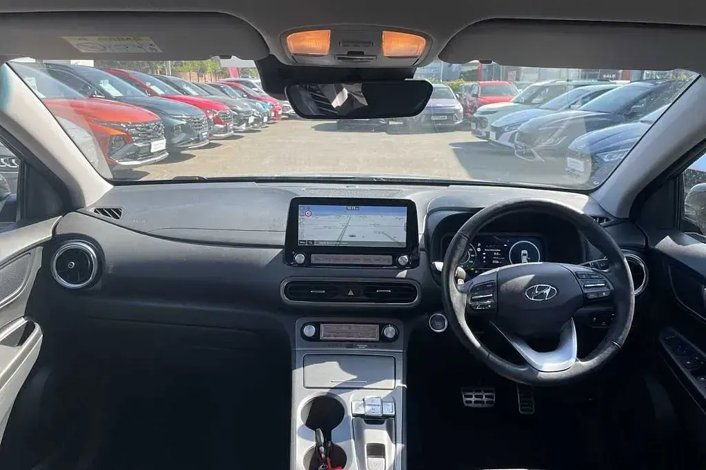 Used Hyundai Kona Premium 150 kW (204 HP) 2023 Black SUV