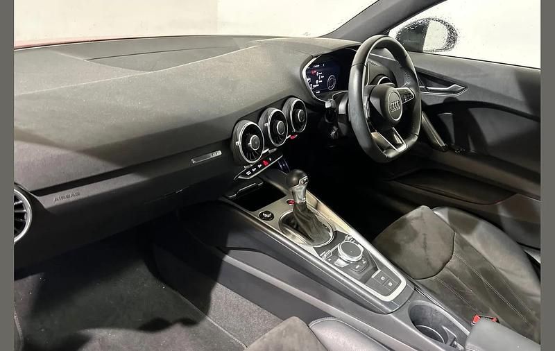 Used Audi TT Sport 194 HP (142 kW) 2022 Red Coupe