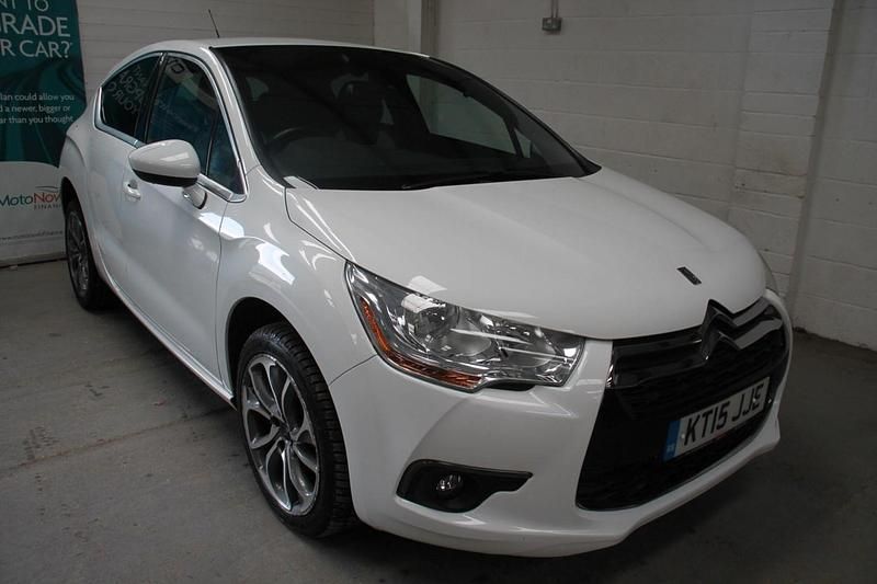White Used 2015 DS Automobiles DS4 Hatchback | £4,995 (Fair price) - Image 1/4