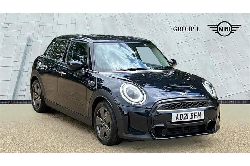 Black Used 2021 Mini Cooper S Classic Hatchback | £18,495 (Good price) - Image 1/4