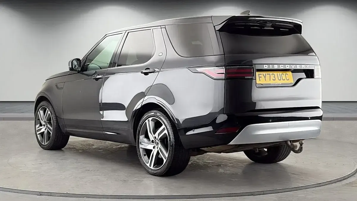 Used Land Rover Discovery 5 S 2023 Carpathian grey SUV