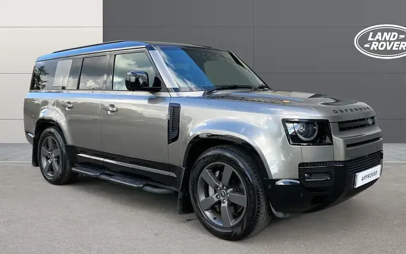 Used Land Rover Defender HSE Dynamic 349 HP (256 kW) 2025 SUV