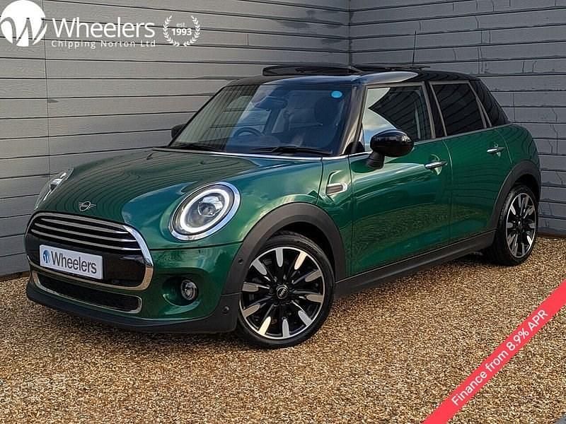 Used Mini Cooper Exclusive 2020 British racing green iv Hatchback