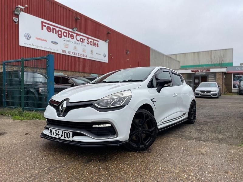 White Used 2014 Renault Clio IV Hatchback | £6,950 (Fair price) - Image 1/3