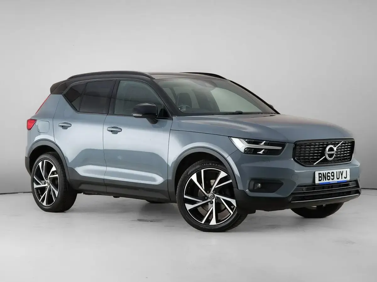 Used Volvo XC40 R-Design Pro 190 HP (139 kW) 2019 SUV