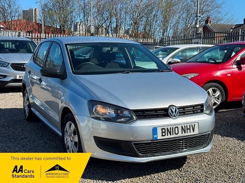 Used VW Polo S 70 HP (51 kW) 2010 Silver Hatchback