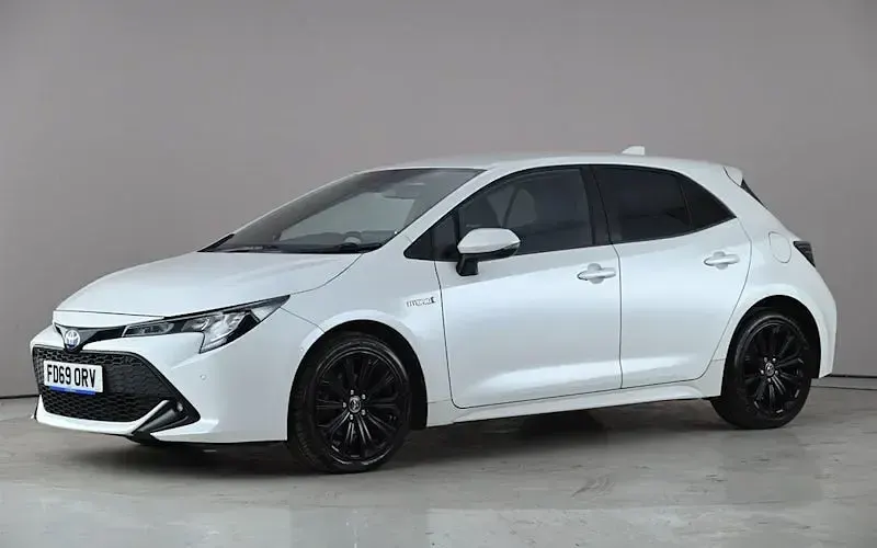 Gebraucht Toyota Corolla Design 122 PS (89 kW) 2022 Kleinwagen