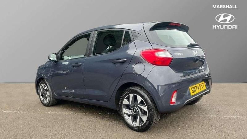 Used Hyundai i10 Advanced 63 HP (46 kW) 2024 Grey Hatchback