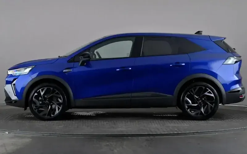 Used Renault Symbioz Iconic Esprit Alpine 143 HP (105 kW) 2025 Blue SUV