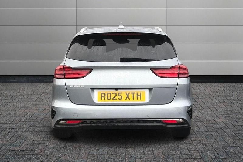 Used Kia Ceed Sportswagon 138 HP (101 kW) 2025 Silver Estate