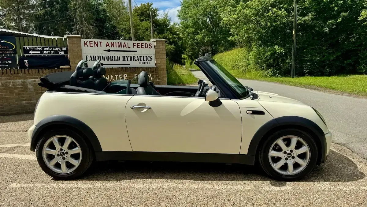 Used Mini Cooper Cabriolet 2008 White Cabriolet