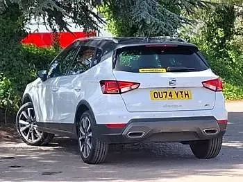 Used Seat Arona FR 115 HP (84 kW) 2024 White SUV