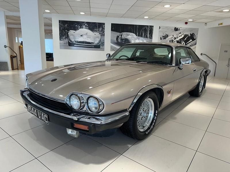 Used Jaguar XJS 284 HP (208 kW) 1992 Beige Sedan