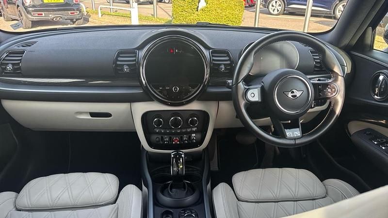 Used Mini Cooper Clubman Exclusive 136 HP (100 kW) 2021 Black Estate