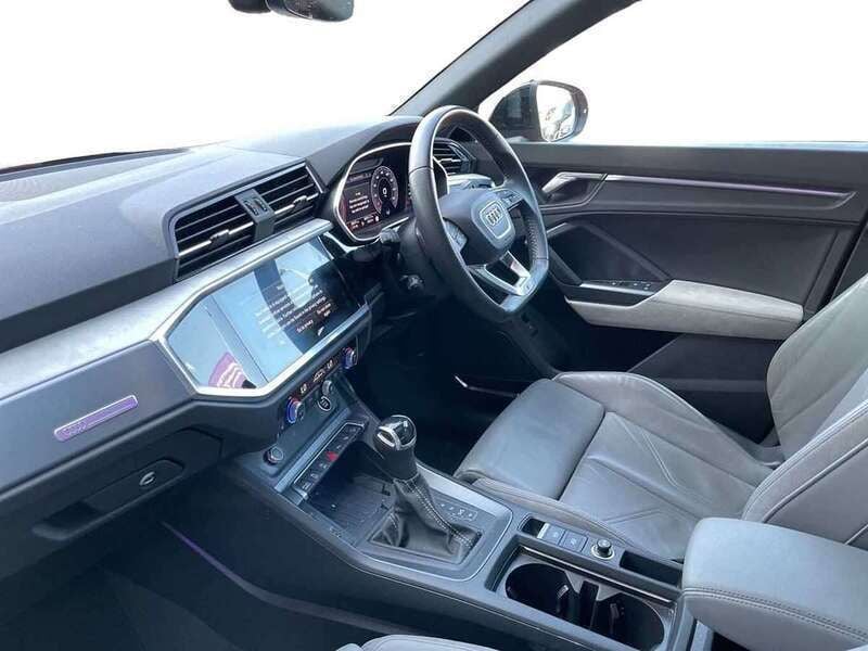 Used Audi Q3 Advanced 150 HP (110 kW) 2021 Red SUV
