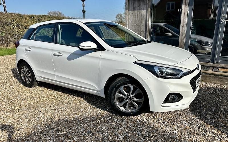 Used Hyundai i20 SE 101 HP (74 kW) 2020 Hatchback