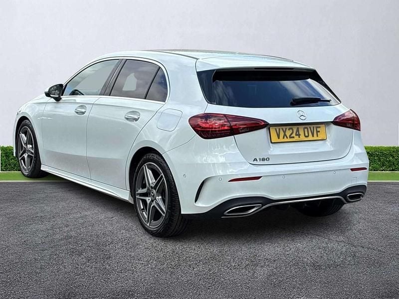 Used Mercedes A180 Executive 136 HP (100 kW) 2024 White Hatchback