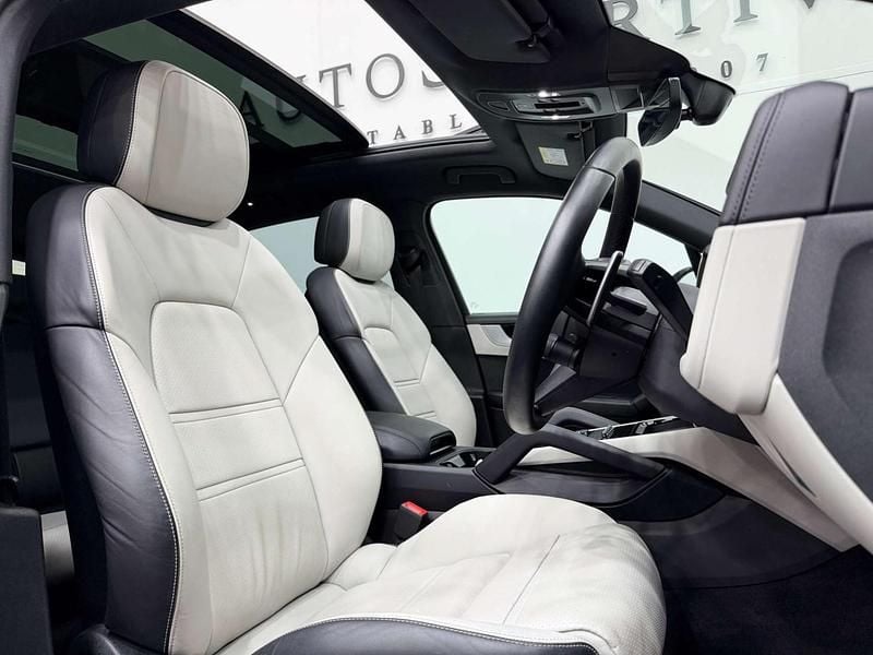 Used Porsche Cayenne 470 HP (345 kW) 2024 Grey SUV