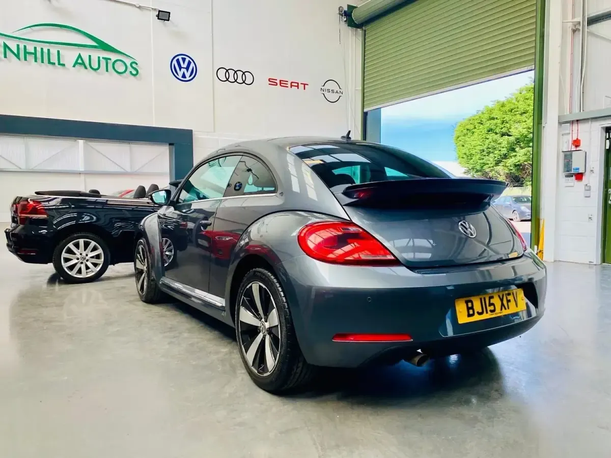 Używany VW Beetle Design 105 KM (77 kW) 2015 Szary Hatchback
