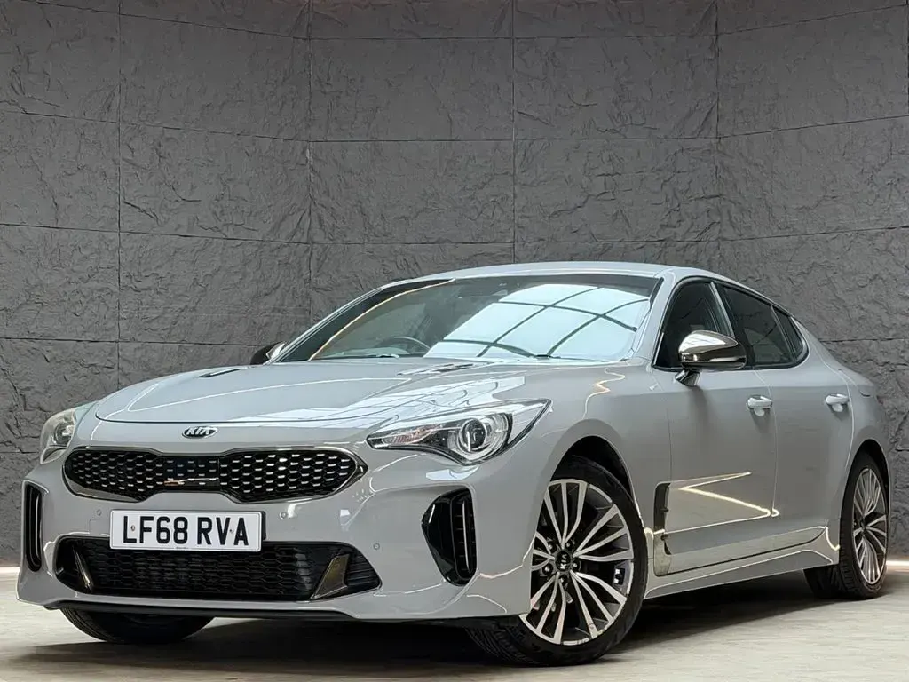 Used Kia Stinger GT-Line 197 HP (144 kW) 2018 Grey Hatchback