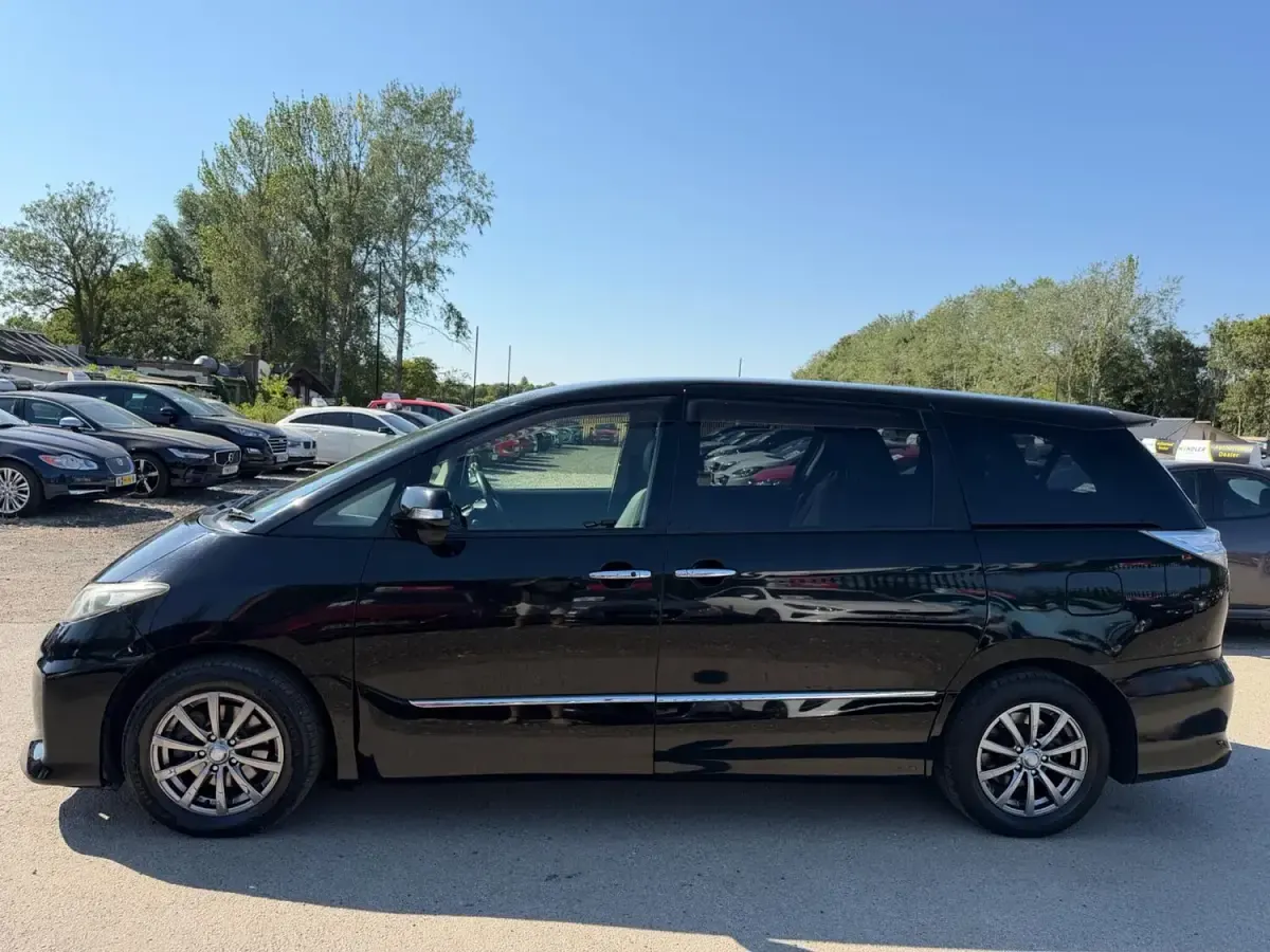 Used Toyota Estima 2022 Black