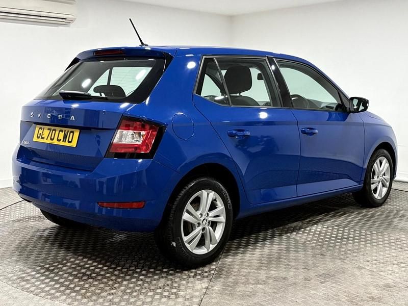 Used Skoda Fabia SE 60 HP (44 kW) 2020 Blue Hatchback