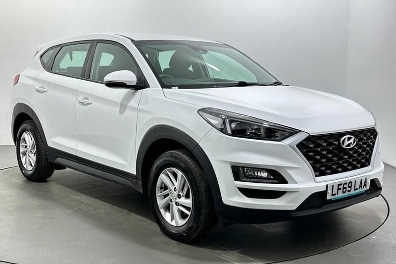 Used Hyundai Tucson 132 HP (97 kW) 2019 White SUV