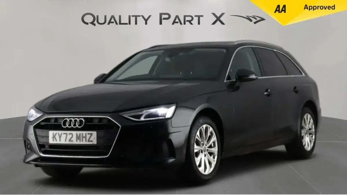 Używany Audi A4 Comfort 163 KM (119 kW) 2022 Czarny Kombi