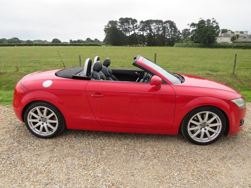 Used Audi TT 251 HP (184 kW) 2007 Red Cabriolet
