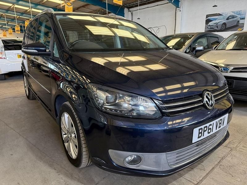 Blue Used 2025 VW Touran MPV | £4,790 - Image 1/4