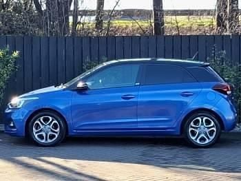 Used Hyundai i20 84 HP (61 kW) 2019 Blue Hatchback