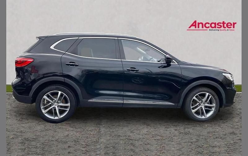 Used MG HS Exclusive 162 HP (119 kW) 2022 Black SUV