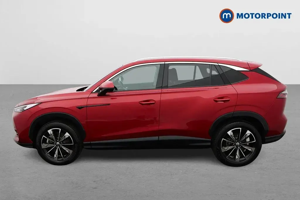Begagnad MG HS Trophy 224 HK (164 kW) 2025 Röd SUV
