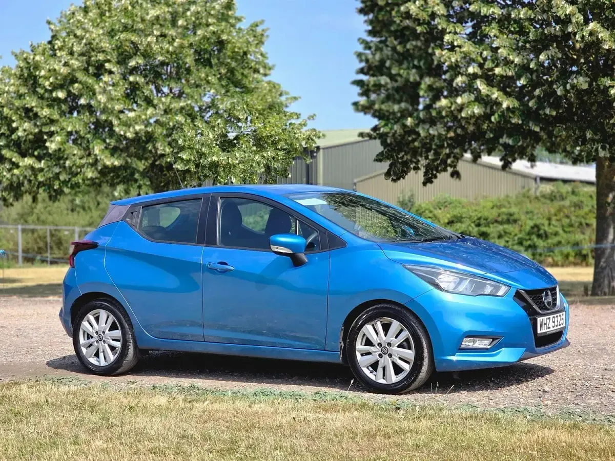 Used Nissan Micra Acenta 98 HP (72 kW) 2019 Blue Hatchback