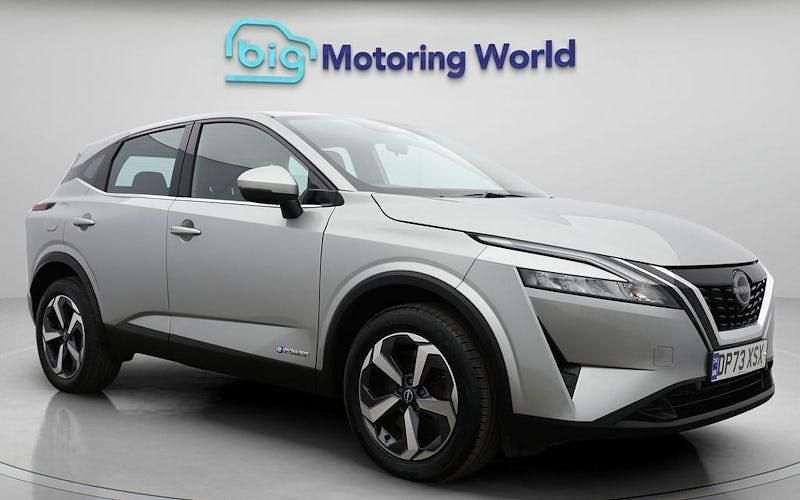 Used Nissan Qashqai Acenta Premium 190 HP (139 kW) 2023 Silver SUV