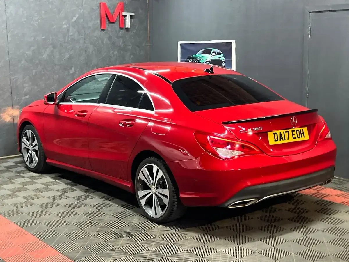 Used Mercedes CLA180 122 HP (89 kW) 2017 Red Coupe