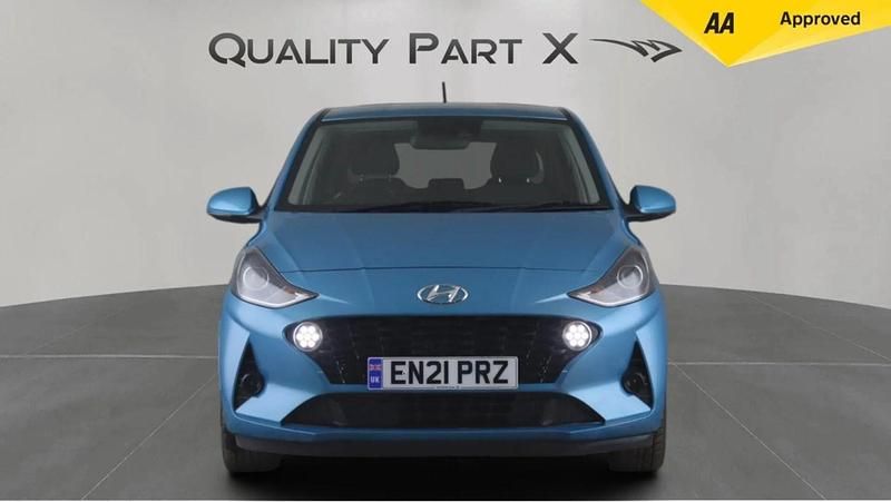 Used Hyundai i10 Premium 84 HP (61 kW) 2021 Turquoise Hatchback