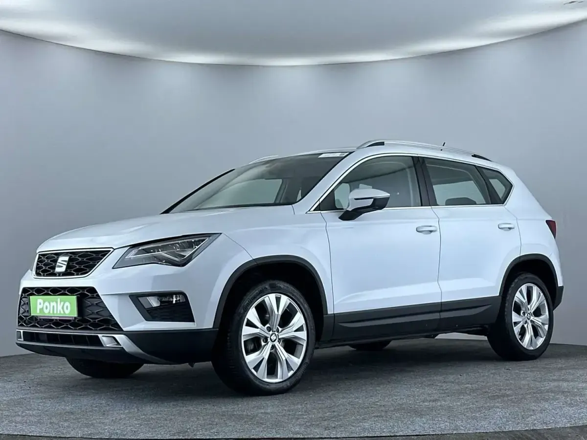 Begagnad Seat Ateca SE Technology 150 HK (110 kW) 2017 Vit SUV