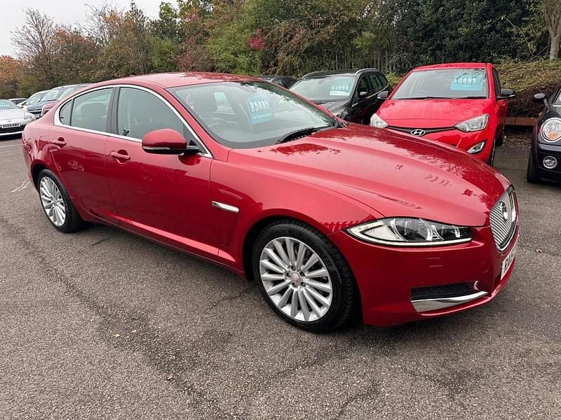 Red Used 2015 Jaguar XF Luxury Sedan | £5,495 (A bit pricey) - Image 1/4
