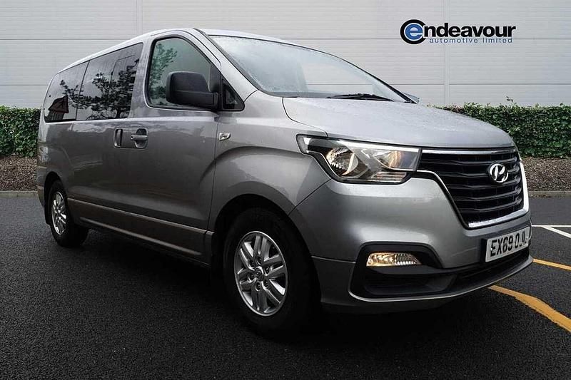 Used Hyundai I800 SE 136 HP (100 kW) 2019 Silver MPV