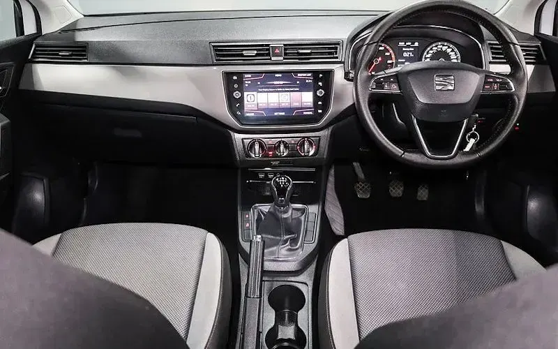Used Seat Ibiza SE Technology 80 HP (58 kW) 2019 White Hatchback