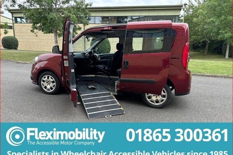 Red Used 2018 Fiat Doblò Easy MPV | £14,950 - Image 1/1