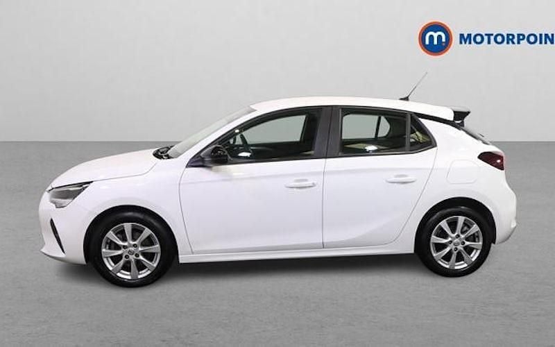 Used Vauxhall Corsa Design Edition 101 HP (74 kW) 2023 White Hatchback