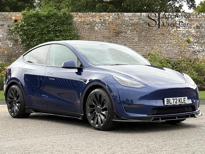 Blue Used 2022 Tesla Model Y Performance SUV | £24,625 (Super price) - Image 1/4