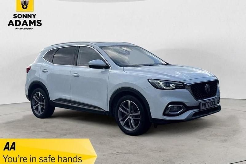 White Used 2022 MG HS Exclusive SUV | £13,990 (Fair price) - Image 1/1