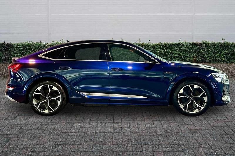 Used Audi e-tron 369 kW (503 HP) 2021 Blue SUV